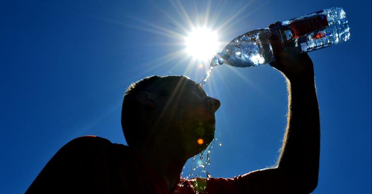 الموجة الحارة... إجراءات وقائية والاحتراز سيّد الموقف الموجة الحارة... إجراءات وقائية والاحتراز سيّد الموقف