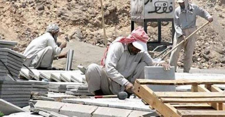 دعوة لضمان السلامة العامة للعاملين خلال موجة الحر