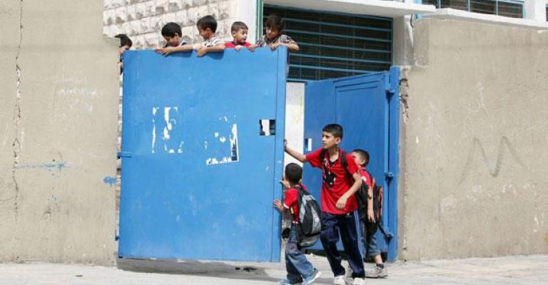 "سباق مع الزمن" لبدء العام الدراسي في الوكالة في الموعد "سباق مع الزمن" لبدء العام الدراسي في الوكالة في الموعد