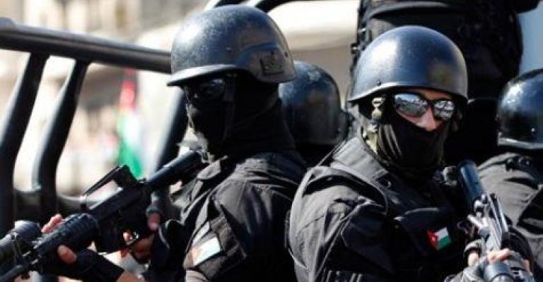 القبض على 23 متهماً بقضايا مخدرات القبض على 23 متهماً بقضايا مخدرات