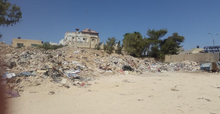 باعة "سوق الجمعة" يخلفون مكرهة بيئية قرب دوار معصوم