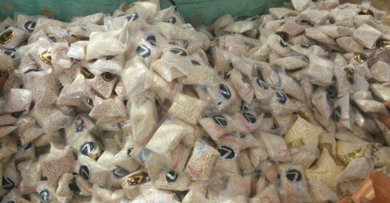 إحباط تهريب 2 مليون حبة مخدرة للأردن