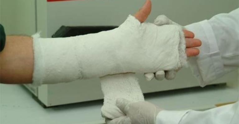 طالب يكسر يد معلم في جرش