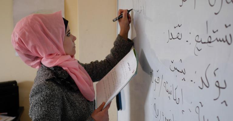 مطالبات بإعادة مكانة المعلمين في عيدهم مطالبات بإعادة مكانة المعلمين في عيدهم