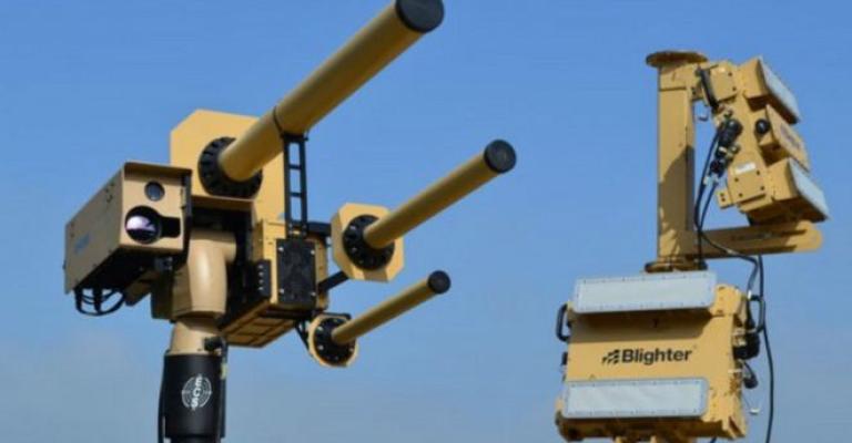 شركات بريطانية تطور جهازا يجمد الطائرات بلا طيار شركات بريطانية تطور جهازا يجمد الطائرات بلا طيار