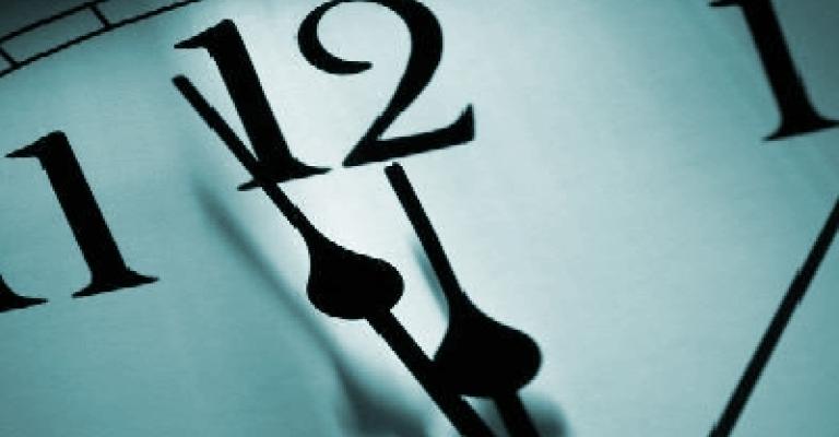 بدء العمل بالتوقيت الشتوي بعد منتصف الليلة المقبلة