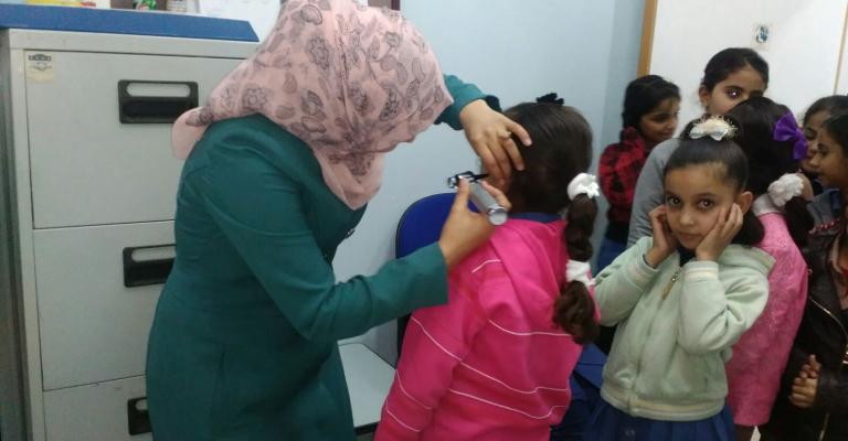 "اليوم الطبي المجاني" في جمعية رعاية اسرة الجندي بالزرقاء