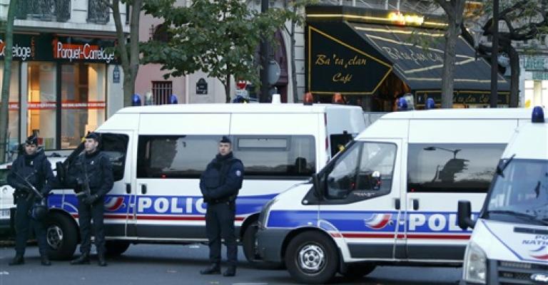 من بيروت إلى باريس.. مفترق طرق لمرحلة انتقالية