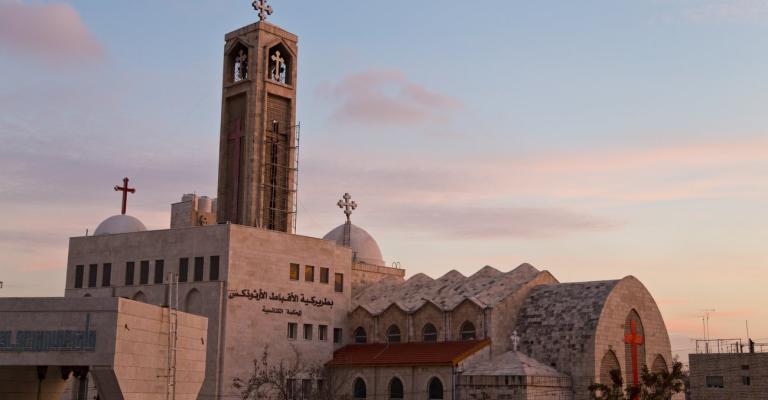 عندما يكون تغيير الديانة وسيلة للهرب من القضايا الكنسية عندما يكون تغيير الديانة وسيلة للهرب من القضايا الكنسية