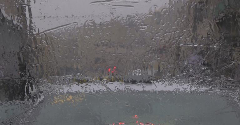 انخفاض الحرارة وأمطار رعدية