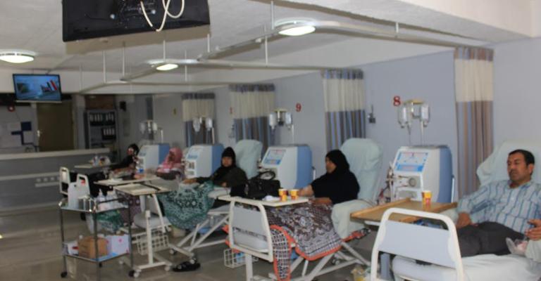 مرضى الفشل الكلوي.. غياب الدعم وحضور الألم مرضى الفشل الكلوي.. غياب الدعم وحضور الألم