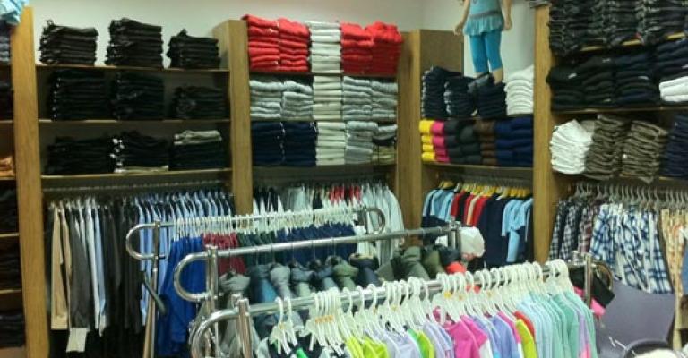 انخفاض الطلب على الألبسة 10%