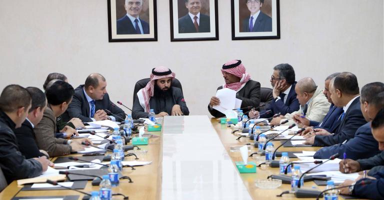 "الإدارية النيابيّة" تقر "خدمة الضباط"