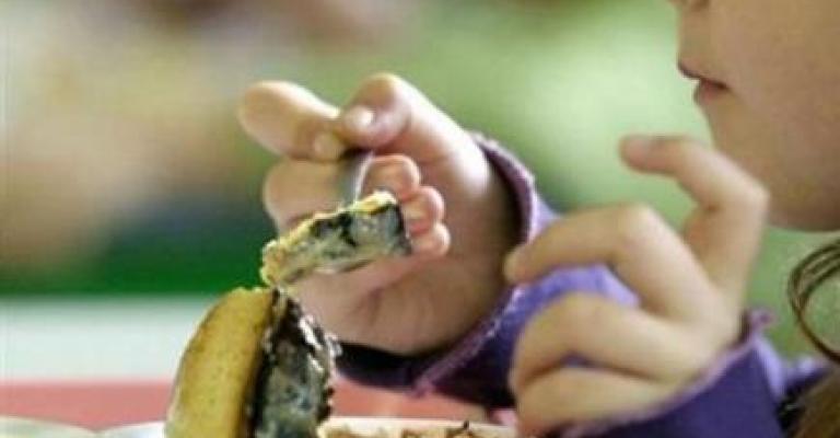 إصابة 4 أطفال بتسمم غذائي