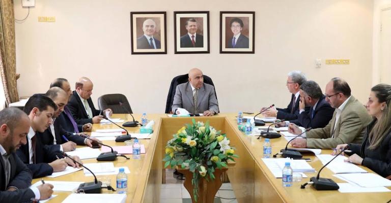 "الطاقة النيابيّة" تطالب بسحب قانون "المصادر الطبيعية"