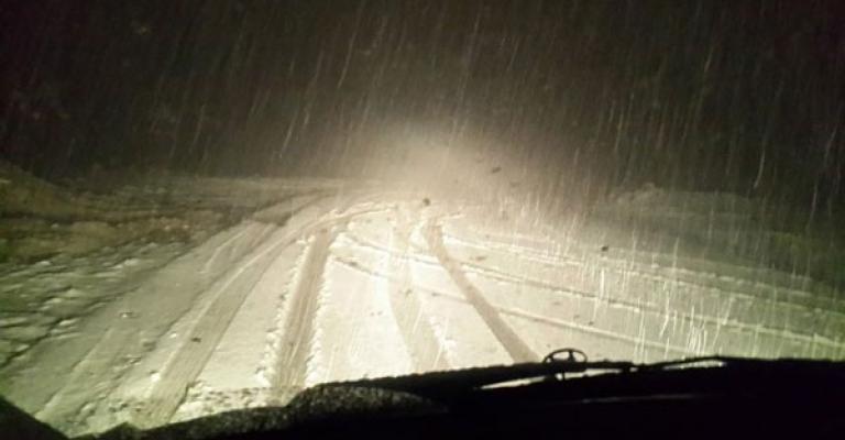 أجواء باردة وثلوج الجمعة