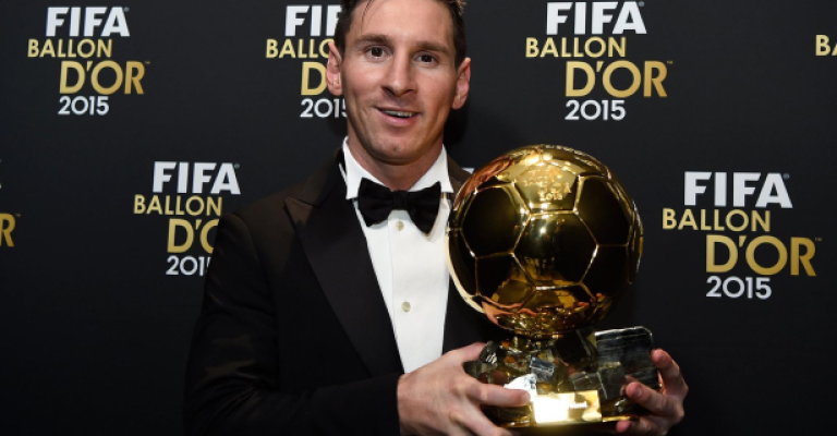 ميسي أفضل لاعب بالعالم للمرة الخامسة- تقرير صوتي ميسي أفضل لاعب بالعالم للمرة الخامسة- تقرير صوتي