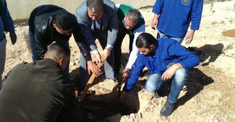 الاحتفال بيوم الشجرة في مستشفى الزرقاء الحكومي