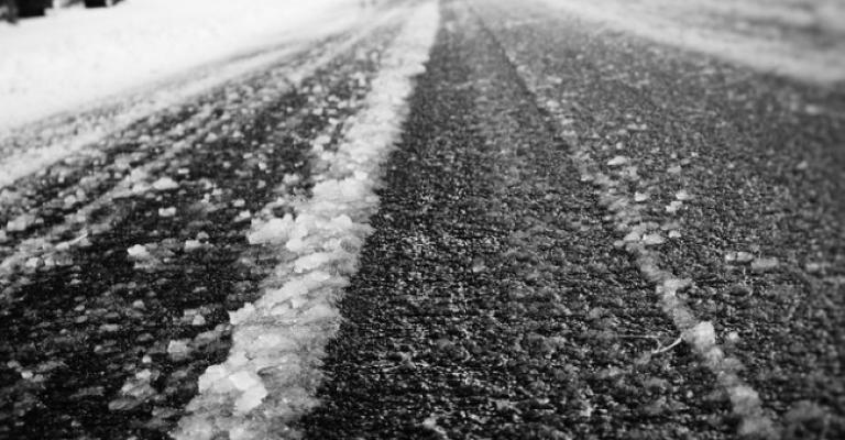 ثلوج على مرتفعات الـ 800 متر وانجماد