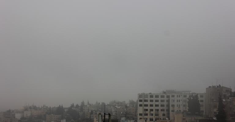 الأرصاد تحذر من السيول والضباب