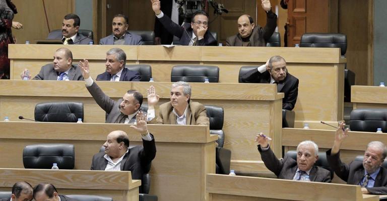 "النواب" يرفض المباشرة بقرار تشكيل الإدارية