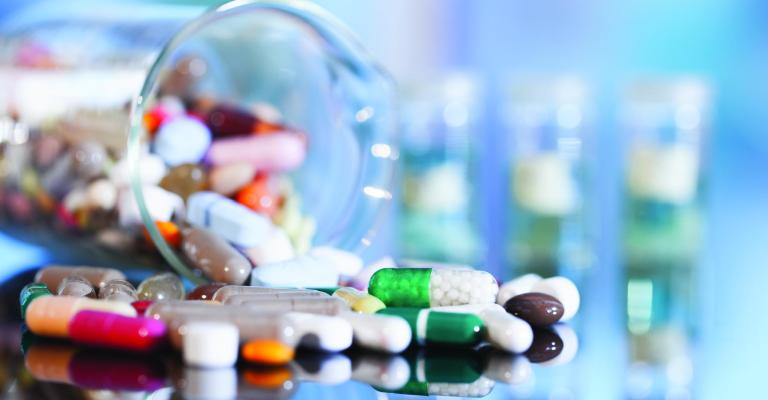 طلبة في "الهاشمية" يقرعون جرس انذار حيال اساءة استخدام المضادات الحيوية