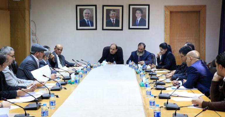 لجنة تحقيق في شحنة أبقار "التهاب الفم الحوصلي" لجنة تحقيق في شحنة أبقار "التهاب الفم الحوصلي"