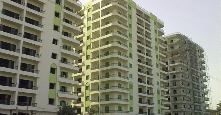 مطالبات بتخفيض الضرائب على قطاع الإسكان مطالبات بتخفيض الضرائب على قطاع الإسكان