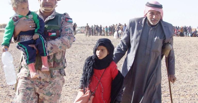 دخول 72 لاجئاً سوريّاً للأردن