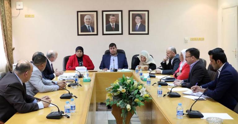 "فلسطين النيابية" تناقش الإعفاءات الطبية للغزيين "فلسطين النيابية" تناقش الإعفاءات الطبية للغزيين