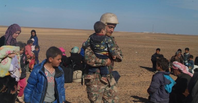 دخول 100 لاجئ سوريّ للأردن دخول 100 لاجئ سوريّ للأردن