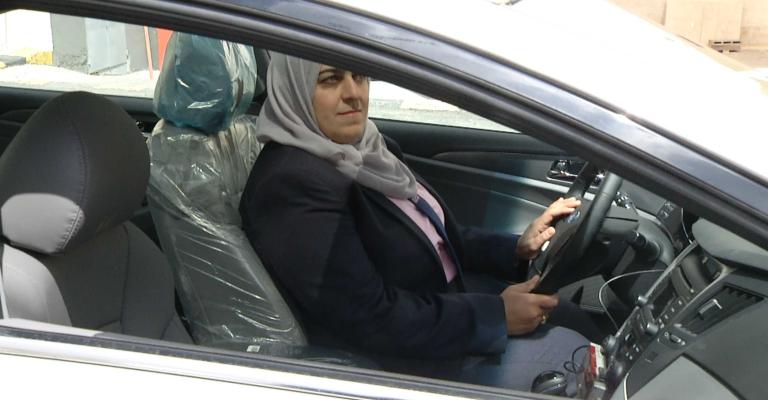 7 نساء يحصلن على تصاريح قيادة"عمومي" 7 نساء يحصلن على تصاريح قيادة"عمومي"