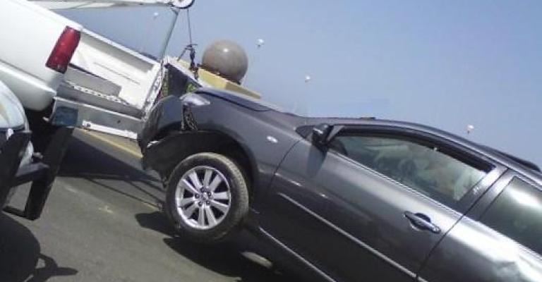 رفع حوالي 115 مركبة مخالفة في عمان رفع حوالي 115 مركبة مخالفة في عمان