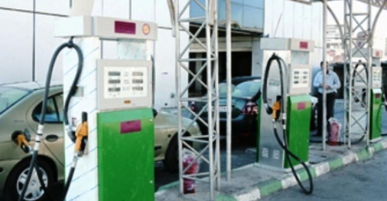 القبض على متهمَين بسلب محطات محروقات القبض على متهمَين بسلب محطات محروقات