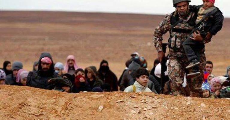 دخول 301 لاجئي سوريّ للأردن