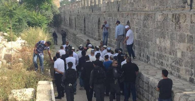 تحذيرات من اقتحامات الأقصى