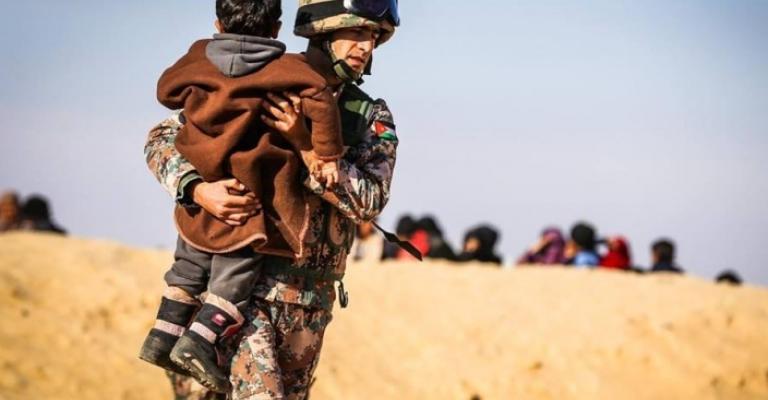 دخول 304 لاجئين سوريين للأردن