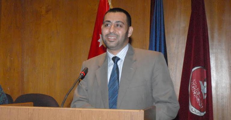 استاذ بـ"الهاشمية" يحوز براءة اختراع اوروبية بمجال الاشعة العلاجية استاذ بـ"الهاشمية" يحوز براءة اختراع اوروبية بمجال الاشعة العلاجية