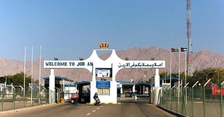 دوام جسر الملك حسين الشهر المقبل