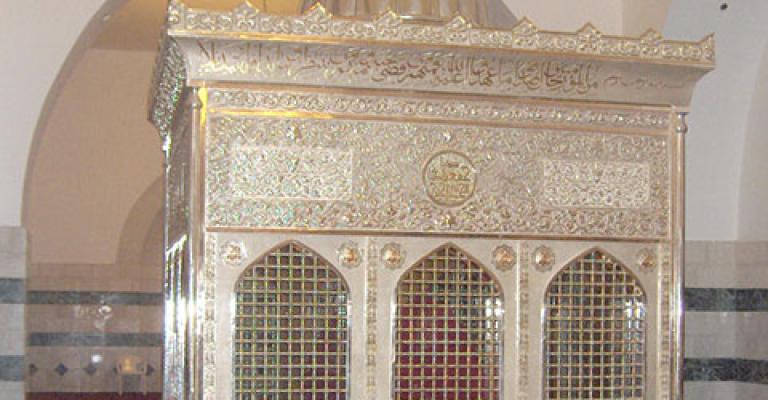 نحو 4 آلاف زائر لمقامات الصحابة في المزار الجنوبي