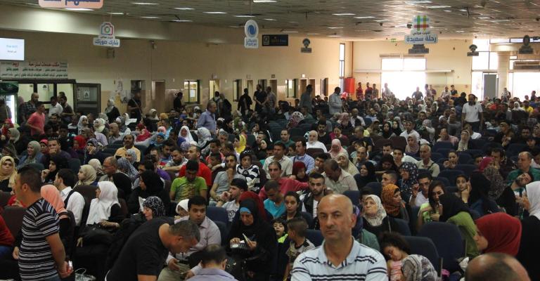 تسجيل أعلى نسبة مغادرين من معبر أريحا بين الأردن وفلسطين