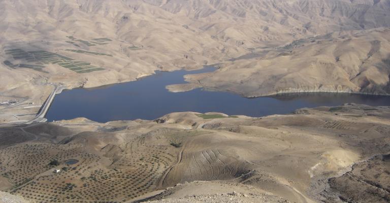 المياه.. زيادة على الطلب وشح بالموارد المياه.. زيادة على الطلب وشح بالموارد