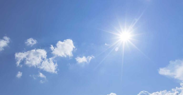 أجواء صيفية والعظمى في عمان 31 درجة أجواء صيفية والعظمى في عمان 31 درجة