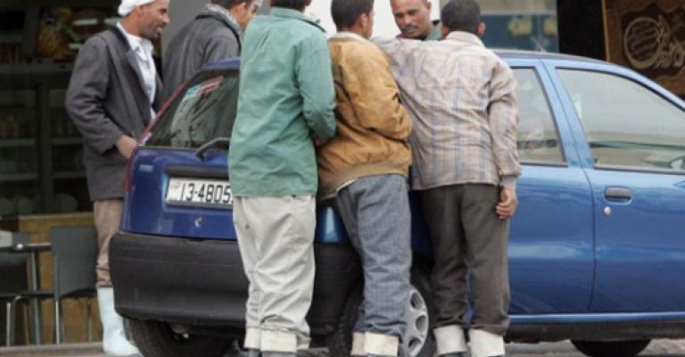 800 ألف عامل وافد في السوق المحلي