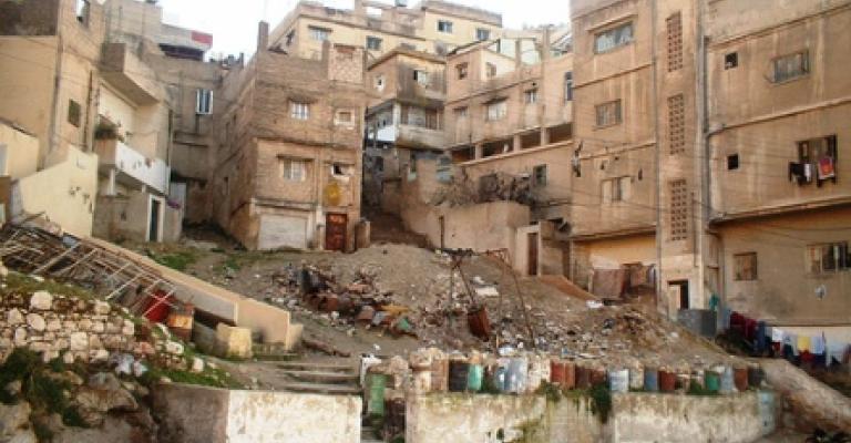 انهيار عمارة في الوحدات دون إصابات