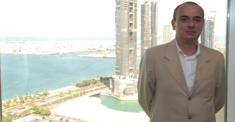 خطوات تصعيدية للمطالبة بالإفراج عن تيسير النجار خطوات تصعيدية للمطالبة بالإفراج عن تيسير النجار