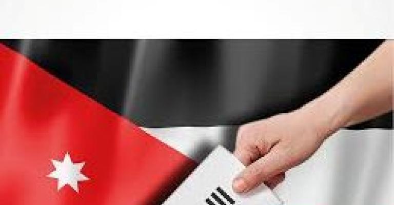 إذاعات محلية وراديو البلد في موجة مفتوحة لتغطية الانتخابات