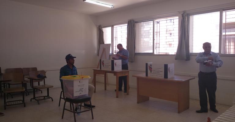 نزاهة: أجواء مشحونة وعنف ومنع المراقبين من تسجيل النتائج نزاهة: أجواء مشحونة وعنف ومنع المراقبين من تسجيل النتائج