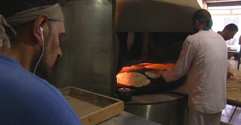 توجه حكومي لإنشاء مراكز لبيع الخبز .. والنقابة "توجه في غير محله" توجه حكومي لإنشاء مراكز لبيع الخبز .. والنقابة "توجه في غير محله"