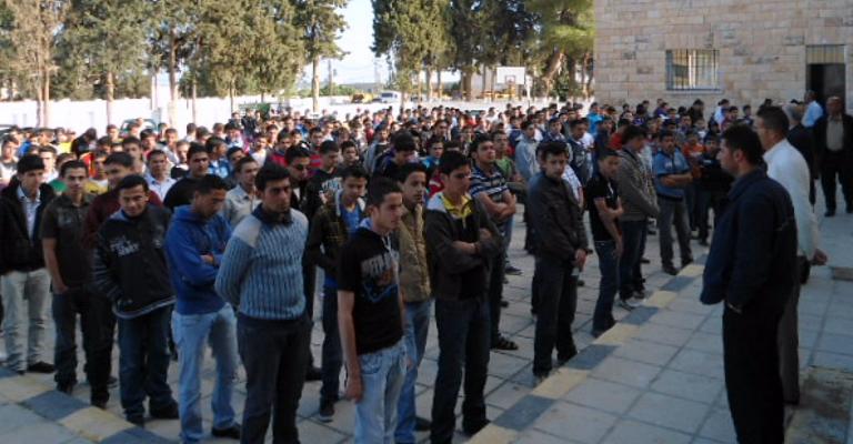 "المعلمين": سنعمل على حل زيادة ساعات الدوام "المعلمين": سنعمل على حل زيادة ساعات الدوام